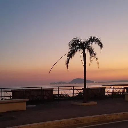 Appartamento La Nave Di Cicerone - Casa Vacanze Formia